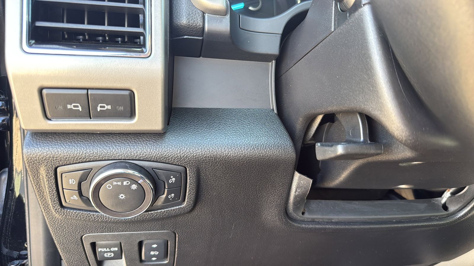 Used Car 2018 Ford F-150  Lariat For Sale Under $25,000 In Austin, Texas