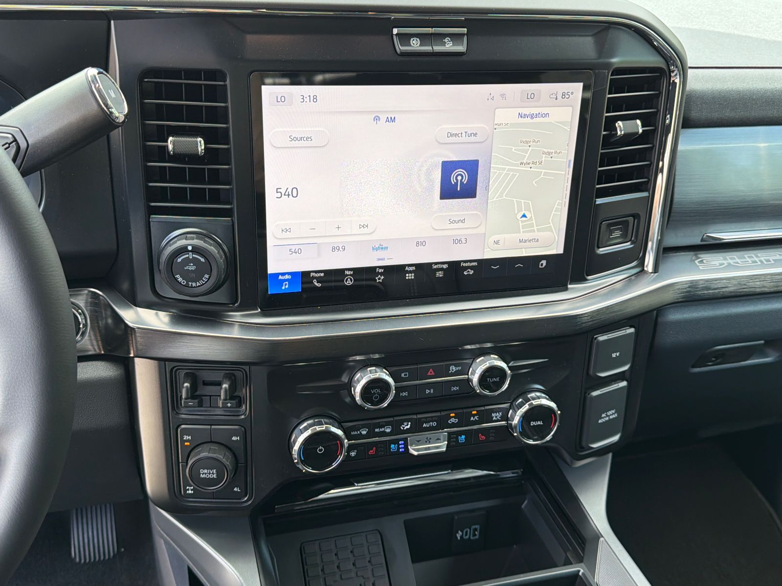 New 2026 Star White Metallic Tri-Coat Ford F-350® Lariat® image 29
