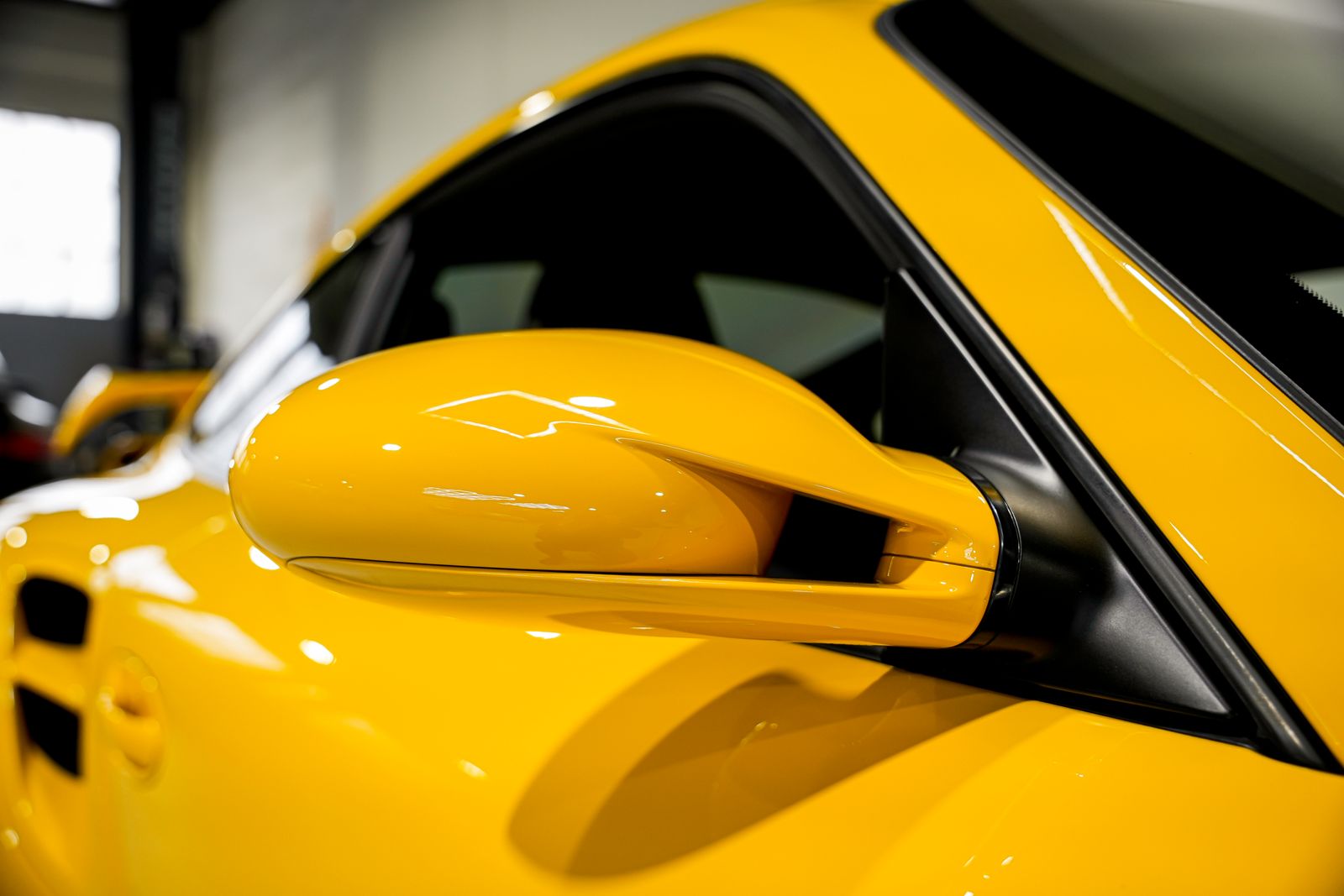 2008 Porsche 911 GT2 — photo 29