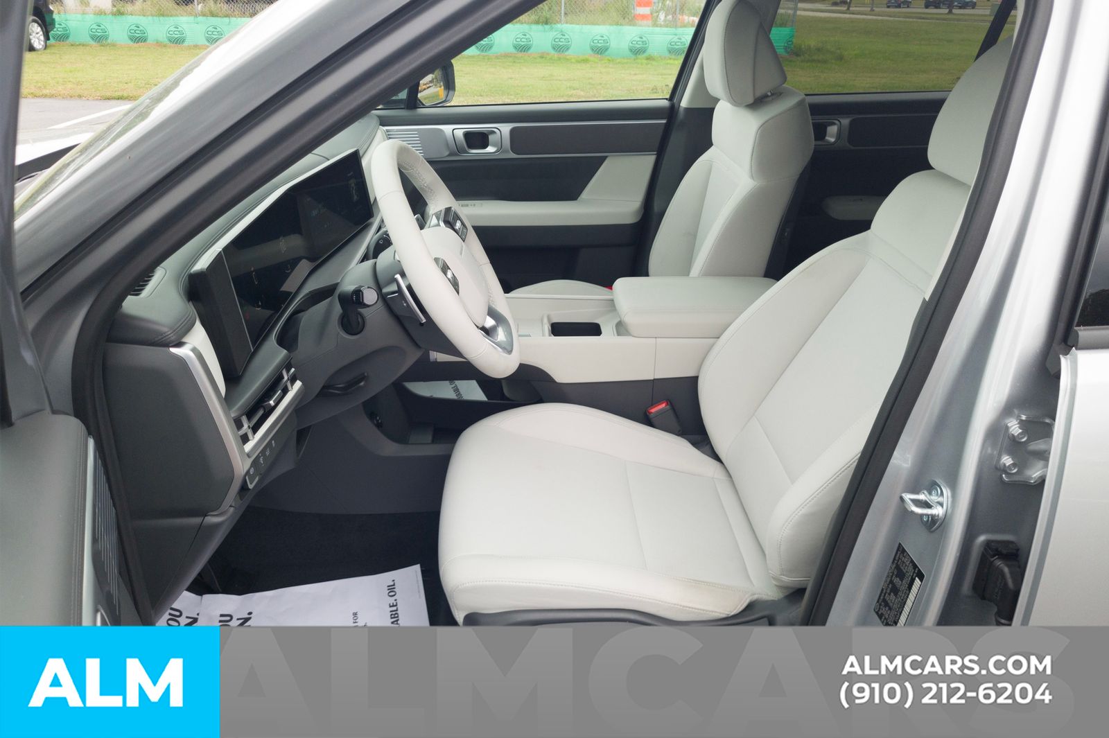 Used 2026 Shimmering Silver Hyundai SE image 17