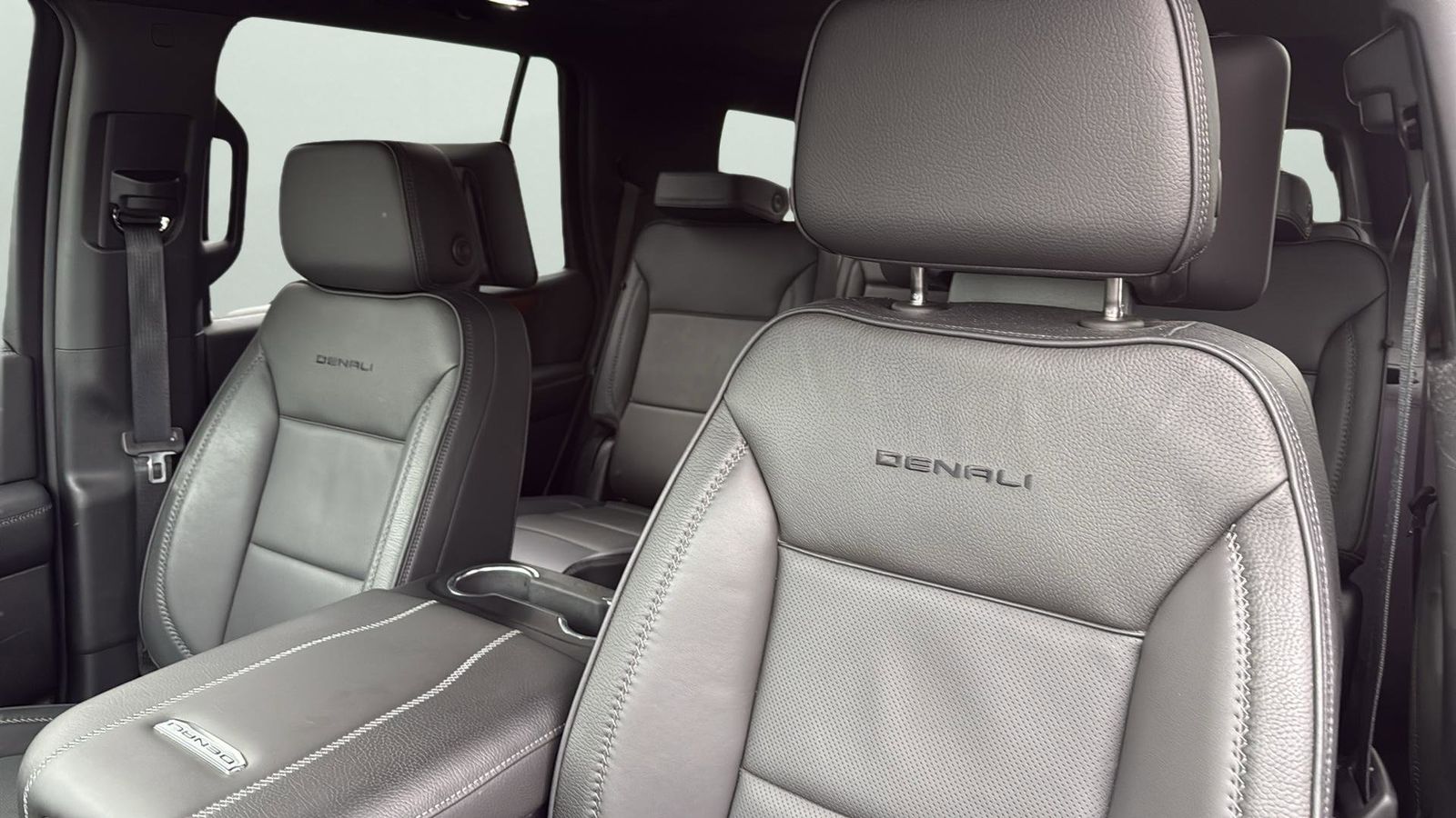 Used Car 2025 Gmc Yukon  Denali For Sale Under $80,000 In Austin, Texas