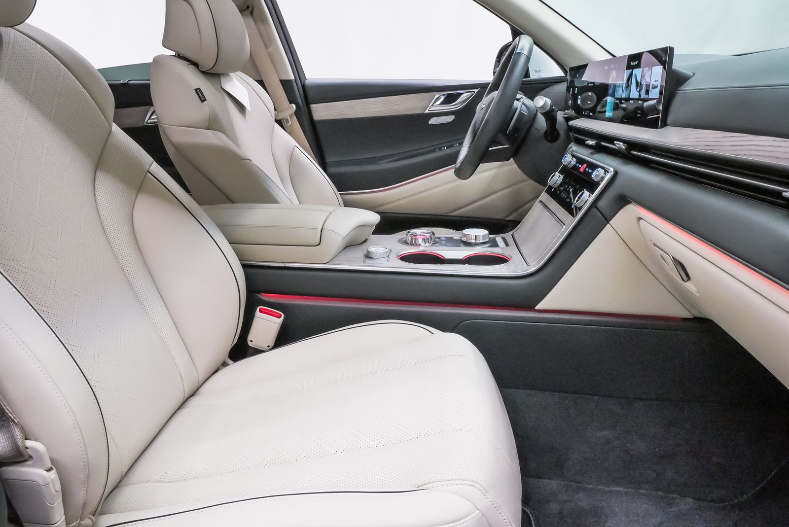 2026 Genesis GV80 2.5T Prestige White at Genesis of Spring