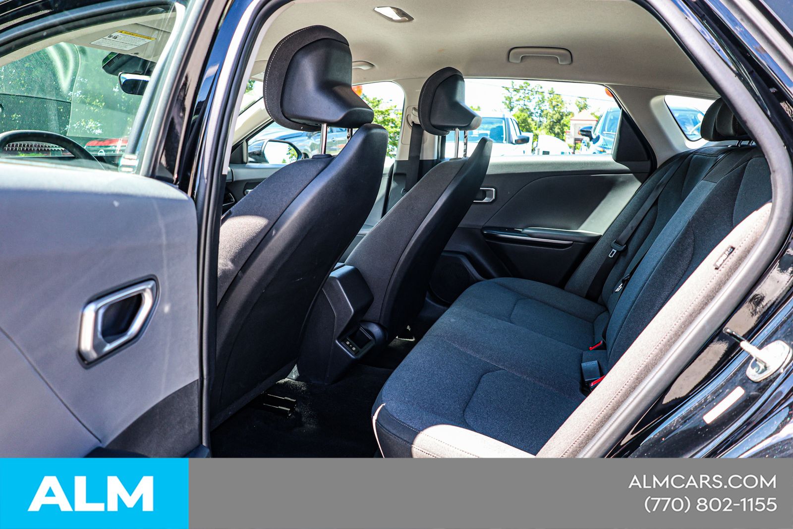 Used 2025 Black Kia LXS image 19