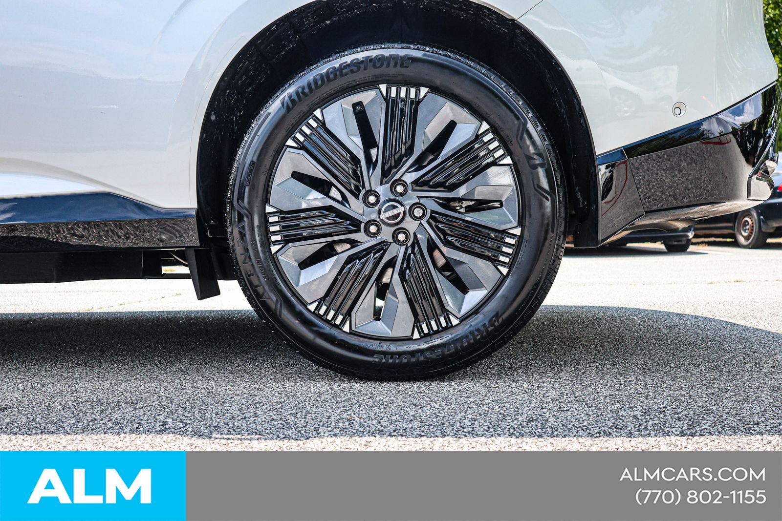 Used 2025 White Nissan Platinum image 16