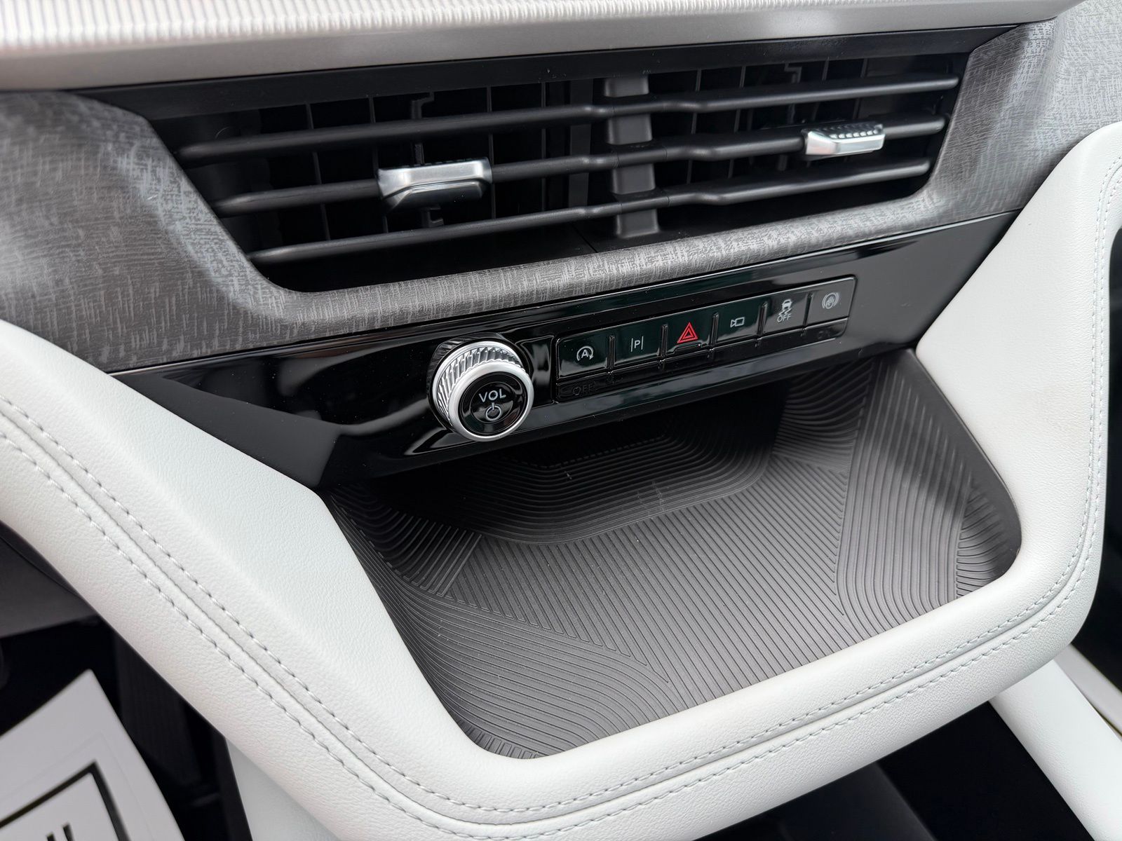 2026 Ford Explorer image 20