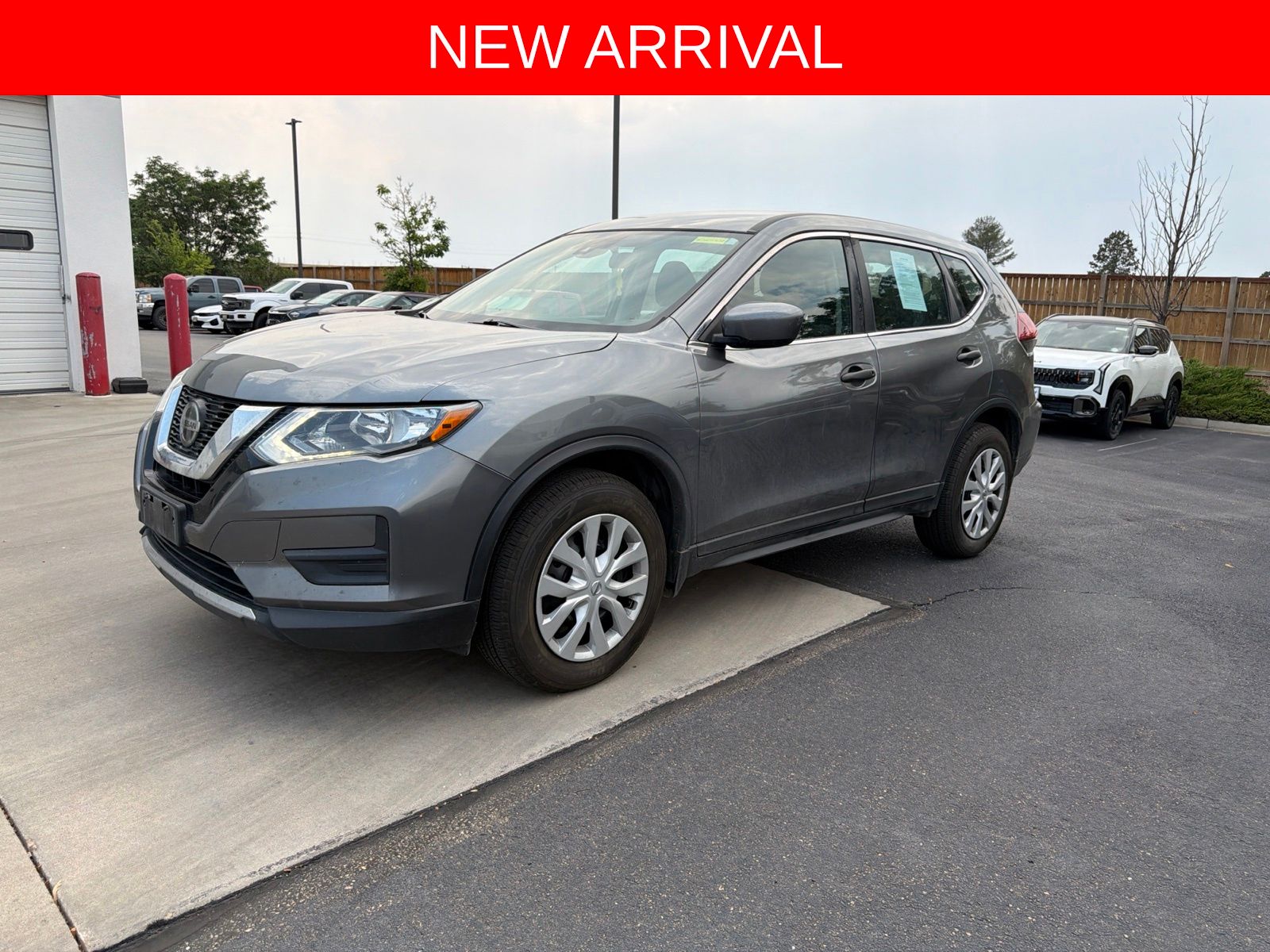 Gray (Gun Metallic) 2020 Nissan Rogue SUV / Crossover All-Wheel Drive Continuously Variable Transmission