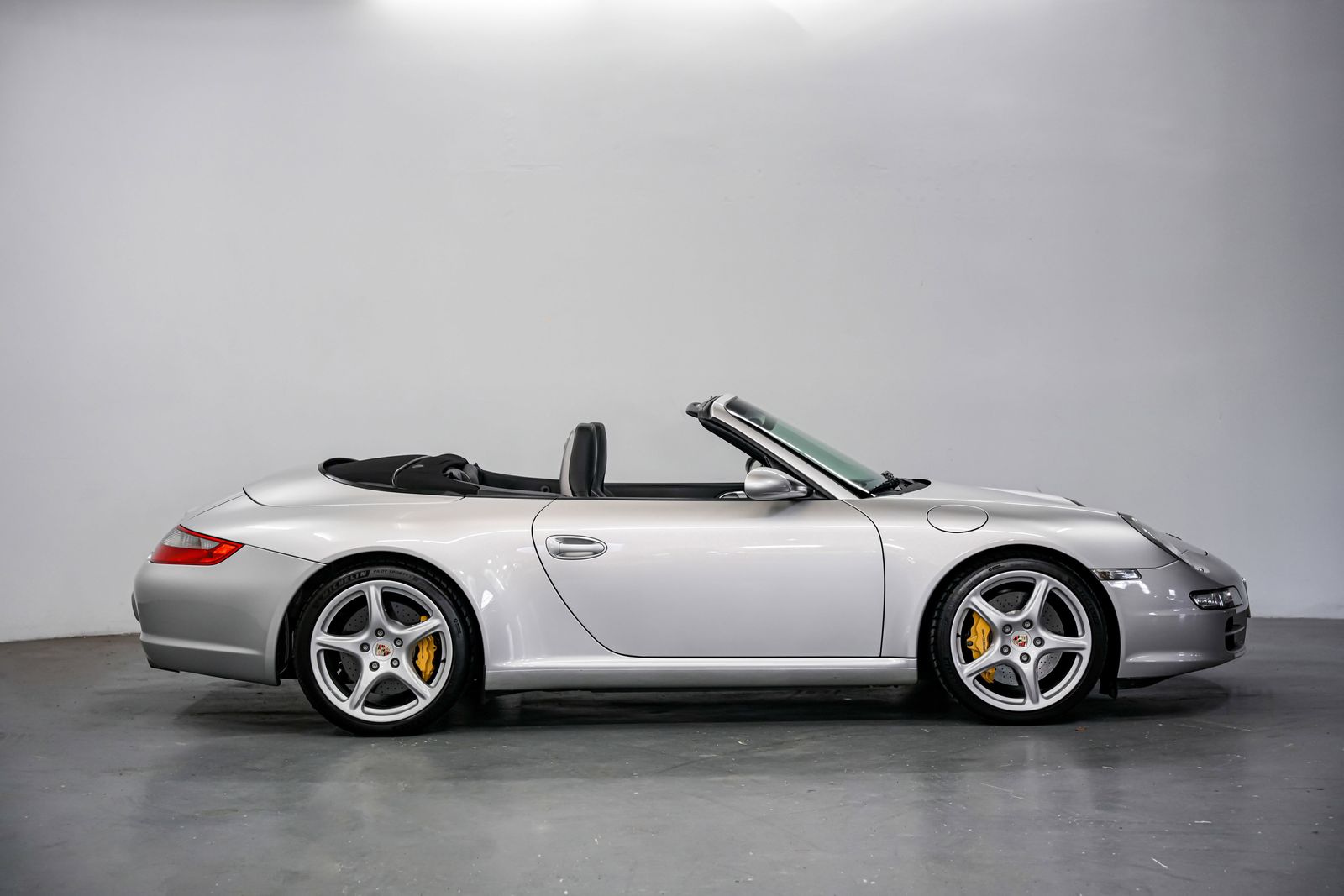 2005 Porsche 911 Carrera S — photo 1