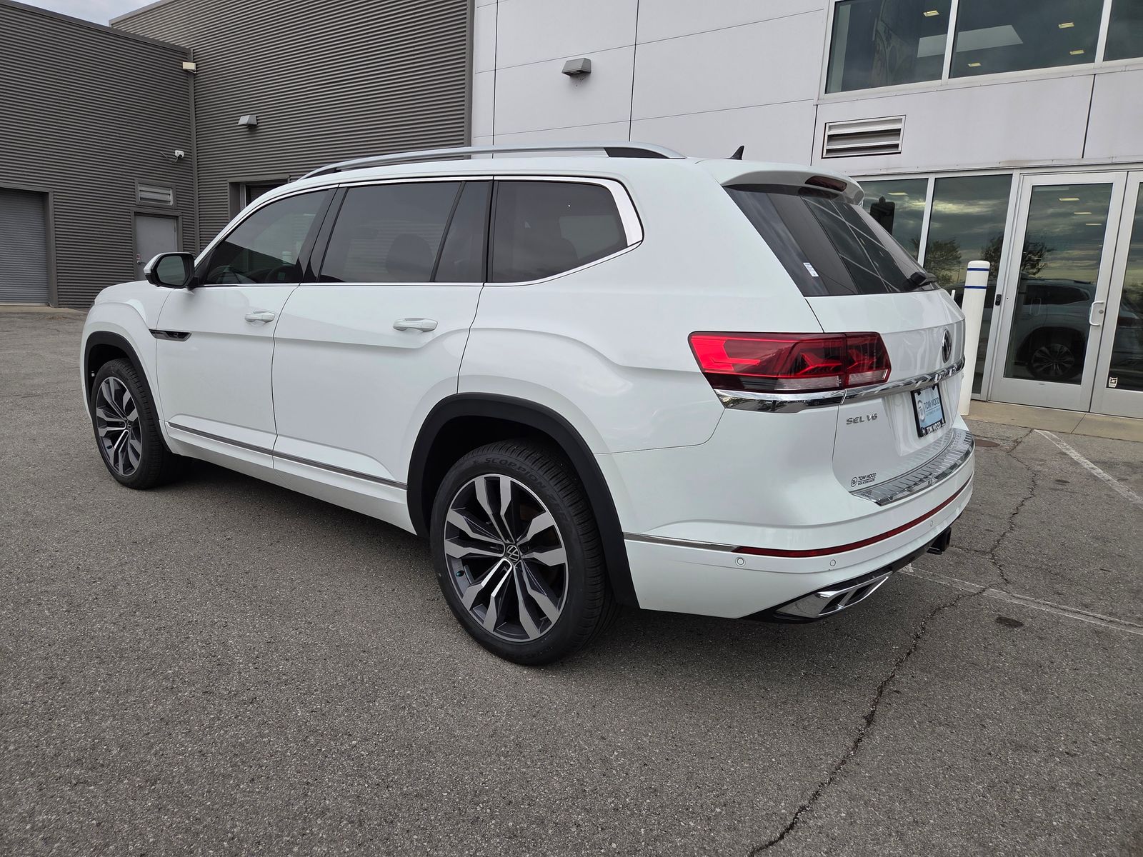 used 2022 Volkswagen Atlas car, priced at $32,750