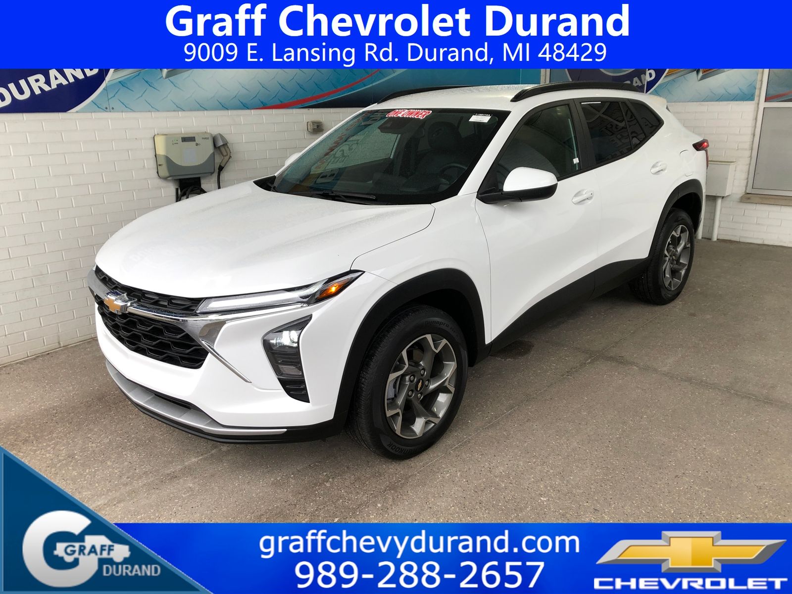 Summit White 2025 Chevrolet Trax LT FWD SUV / Crossover Front-Wheel Drive 6-Speed Automatic