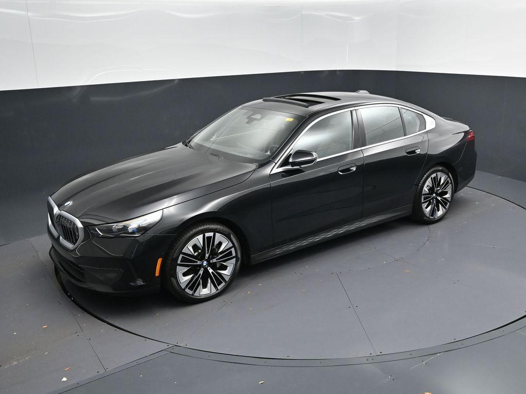 2025 BMW 5 Series 530i xDrive