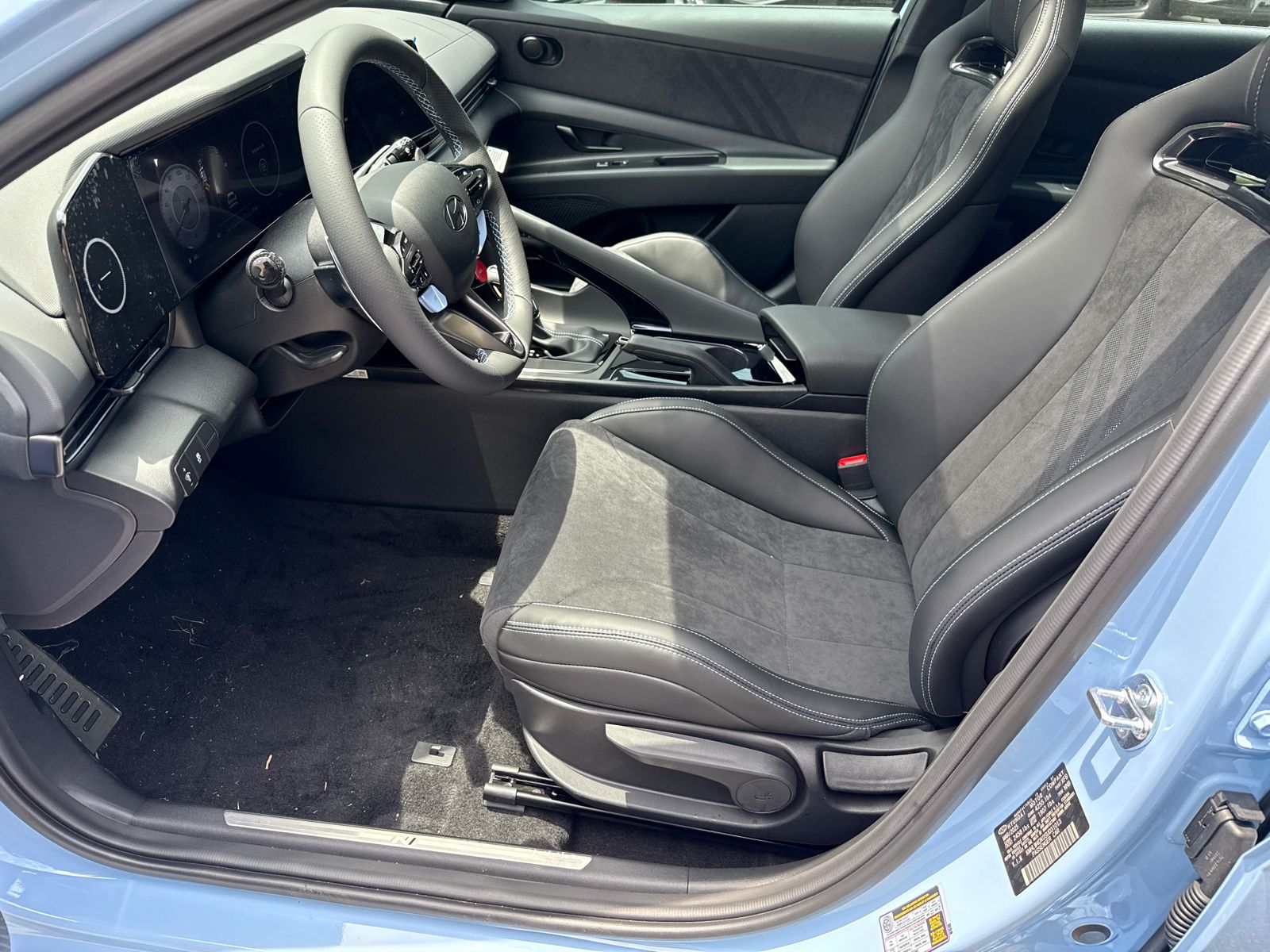2025 Hyundai Elantra N Base photo 9