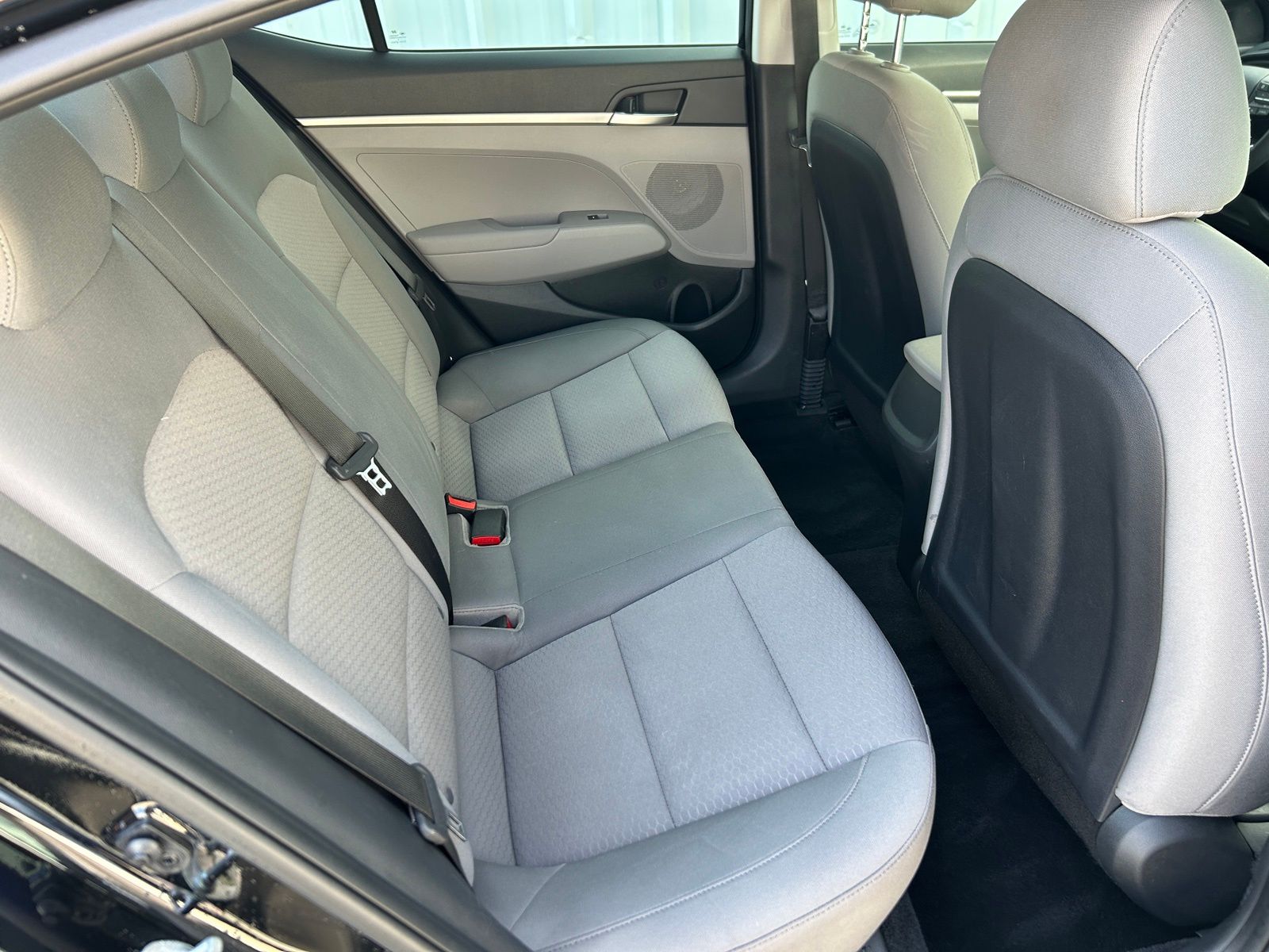 Used Car 2020 Hyundai Elantra  Se For Sale Under $15,000 In Austin, Texas