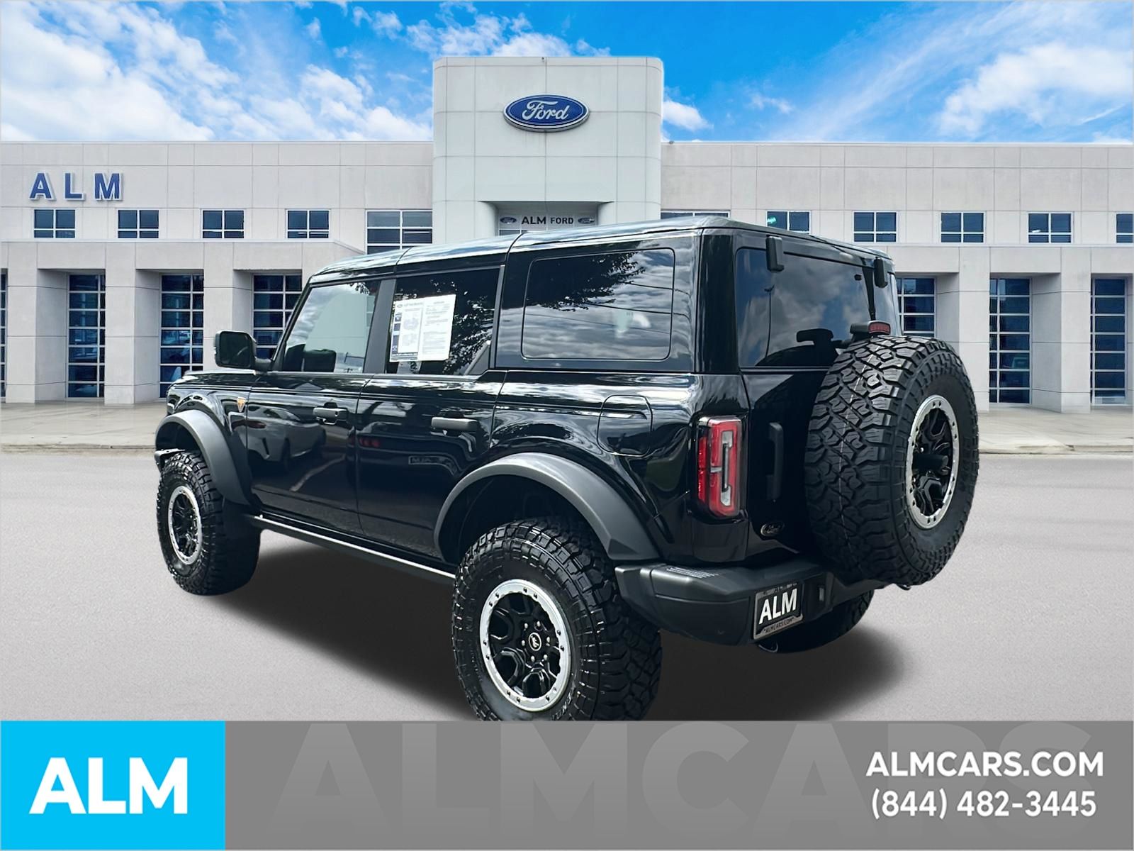 Used 2025 Shadow Black Ford Badlands image 8