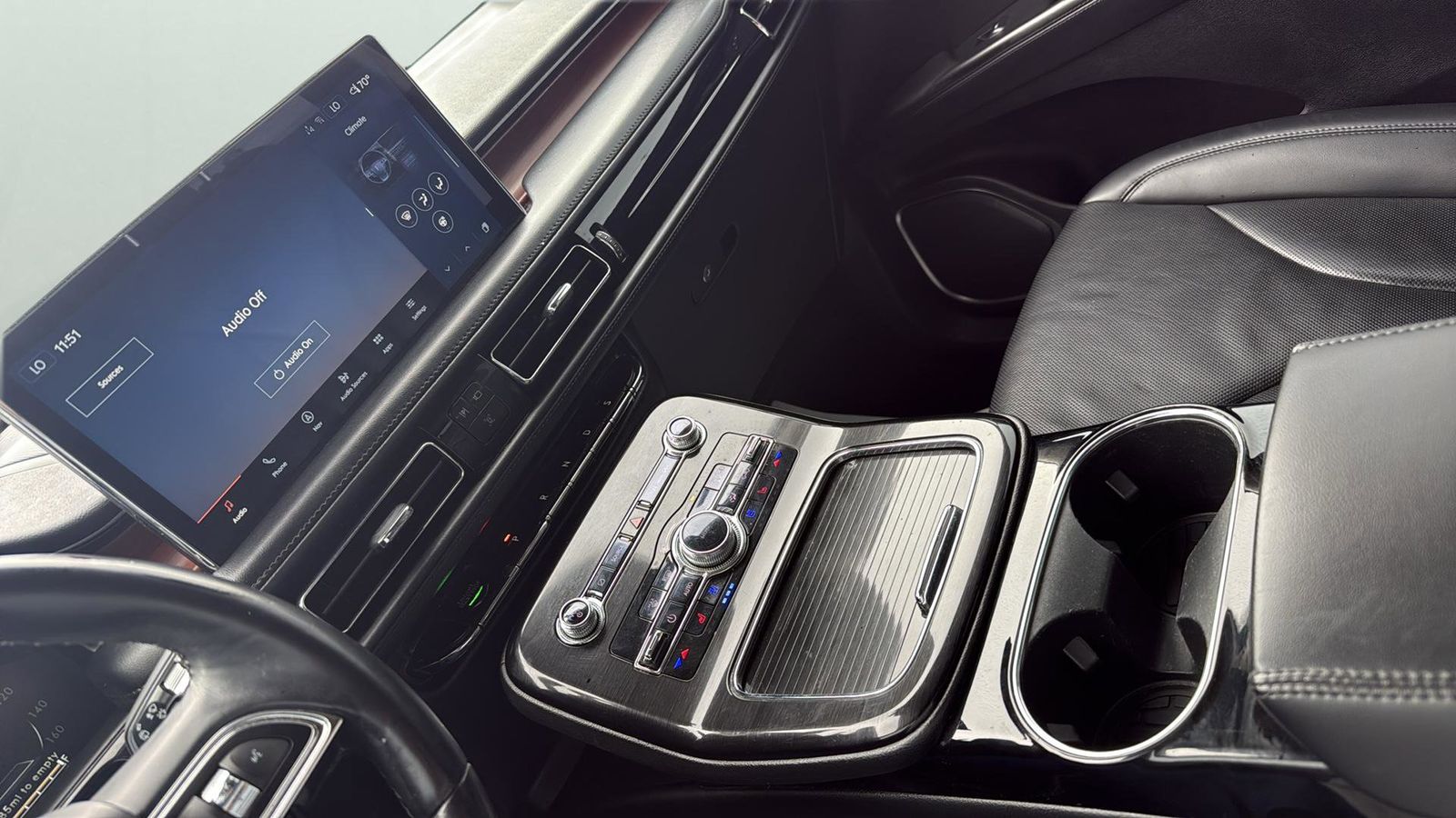 Used Car 2022 Lincoln Nautilus  Reserve For Sale Under $40,000 In Austin, Texas