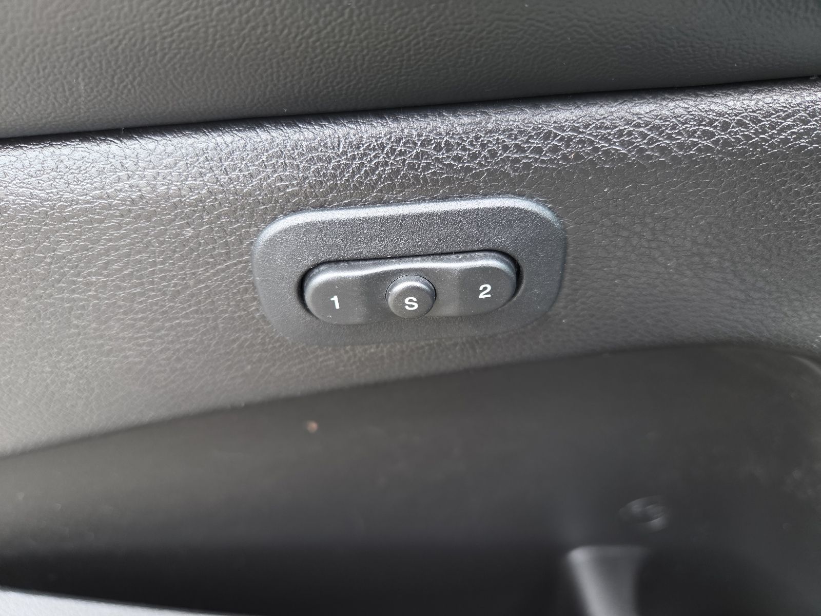 used 2020 Jeep Grand Cherokee car, priced at $19,859