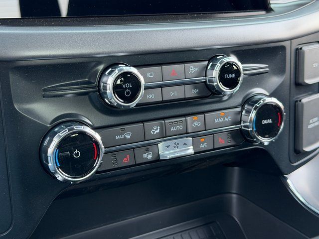 New 2026 Carbonized Gray Metallic Ford XLT image 26