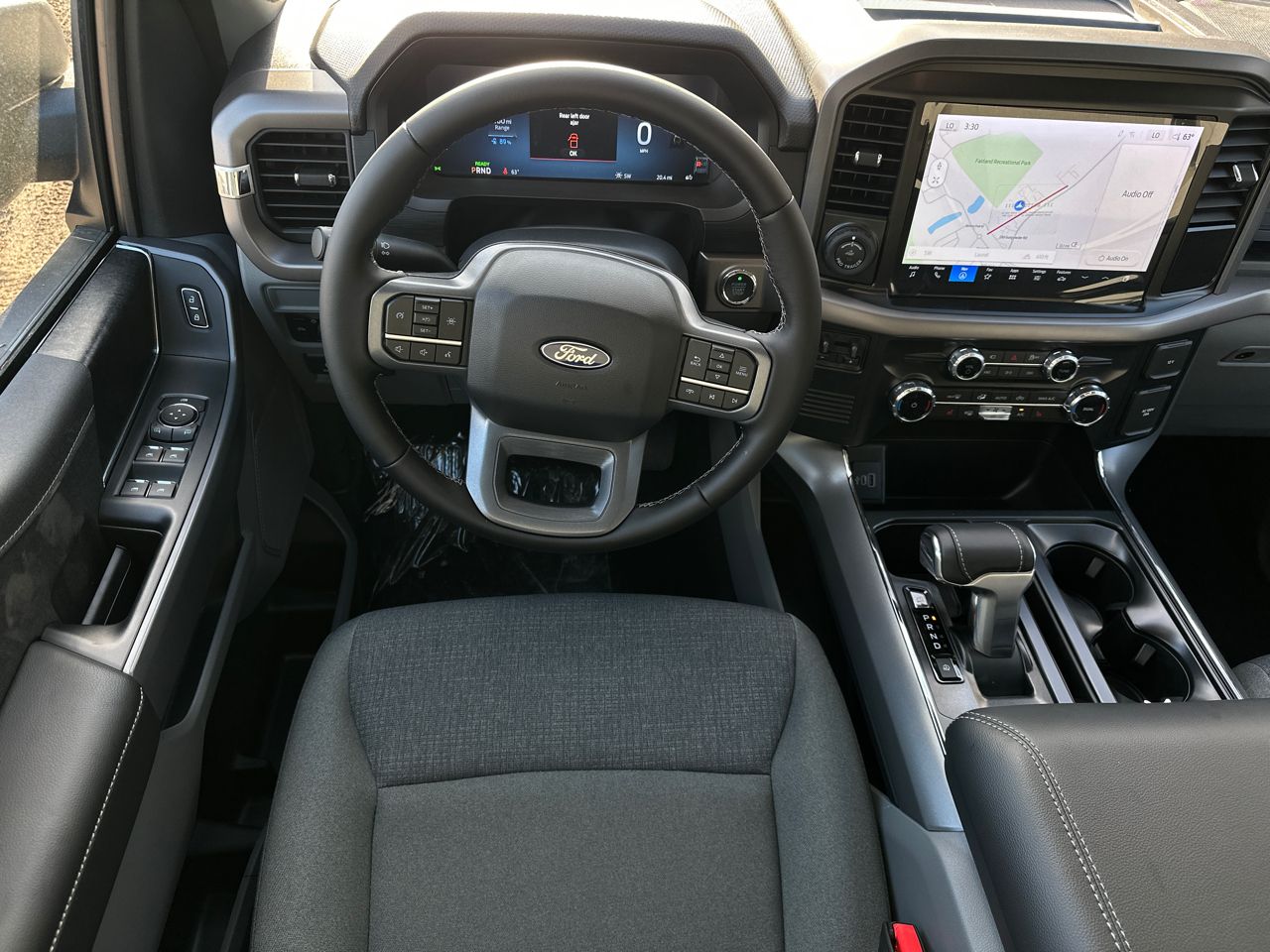 2025 Ford F-150 Lightning XLT - Photo 19