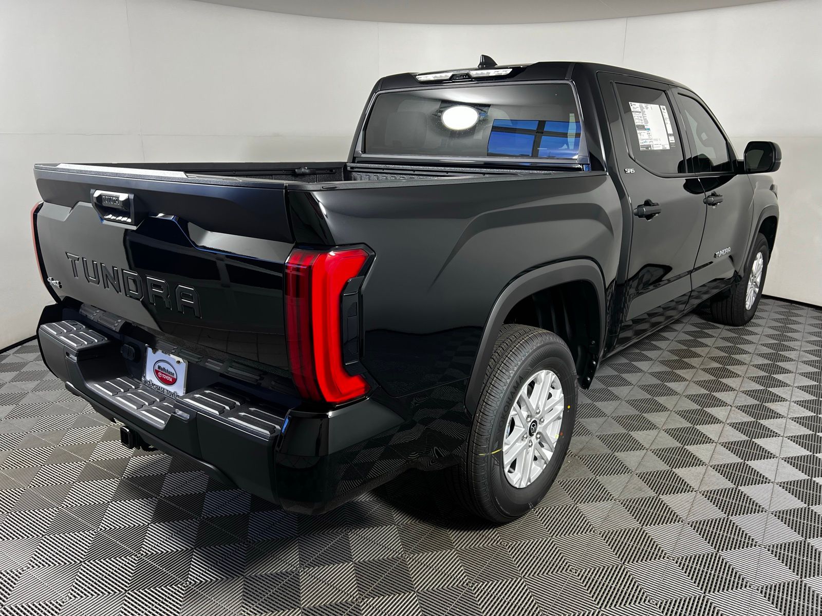 Thumbnail: 2025 Toyota Tundra - 5