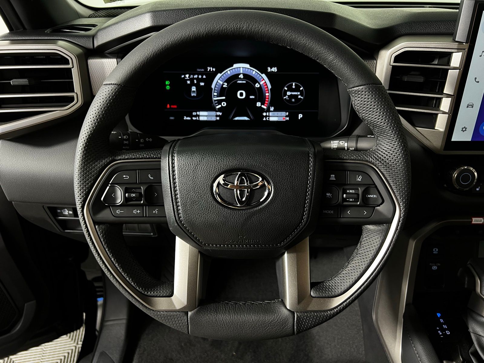 2025 Toyota Tundra Limited 13