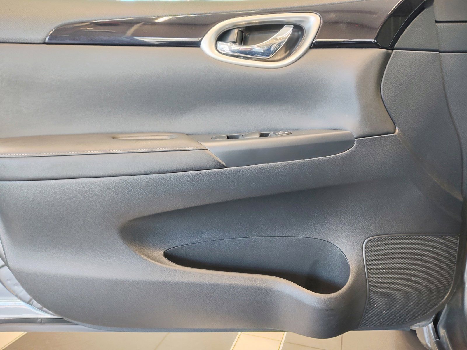 Used Car 2017 Nissan Sentra  Sl For Sale Under $12,000 In San Antonio, Texas