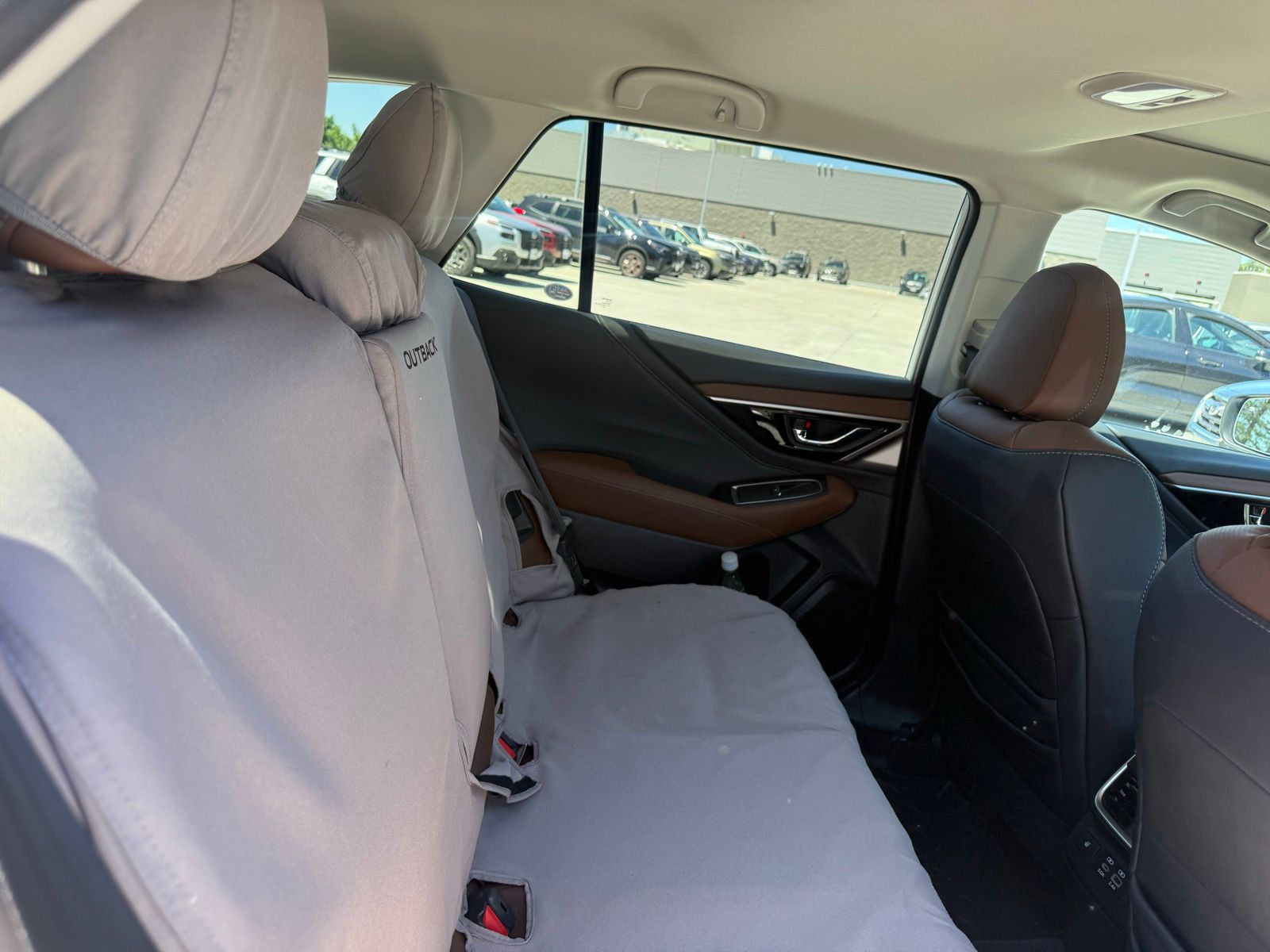 Used 2025 White Subaru Touring image 29