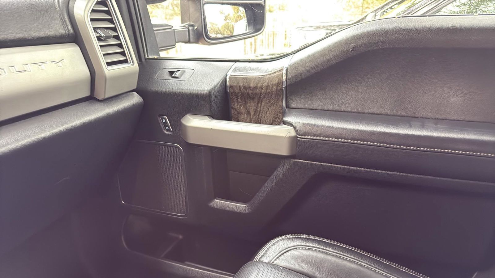 Used Car 2017 Ford F-250sd  Lariat For Sale Under $40,000 In Austin, Texas