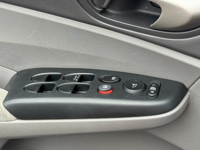 Used 2009  Honda LX image 17