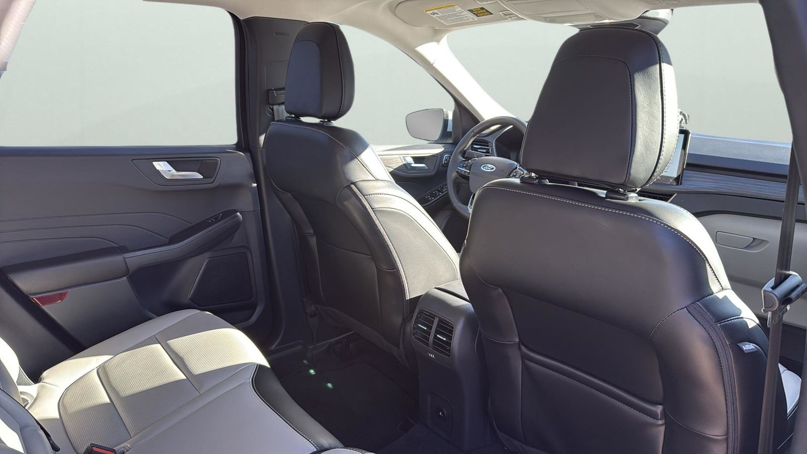 Used Car 2025 Ford Escape Hybrid  Platinum For Sale Under $40,000 In Austin, Texas