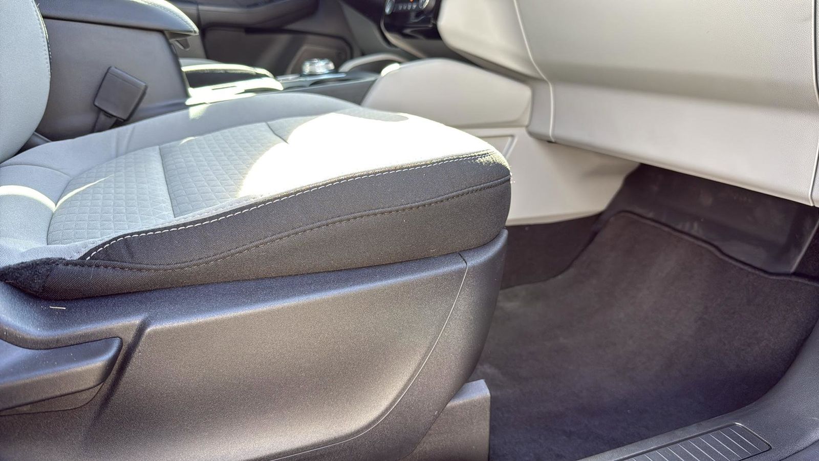 Used Car 2025 Ford Escape  Active For Sale Under $30,000 In Austin, Texas