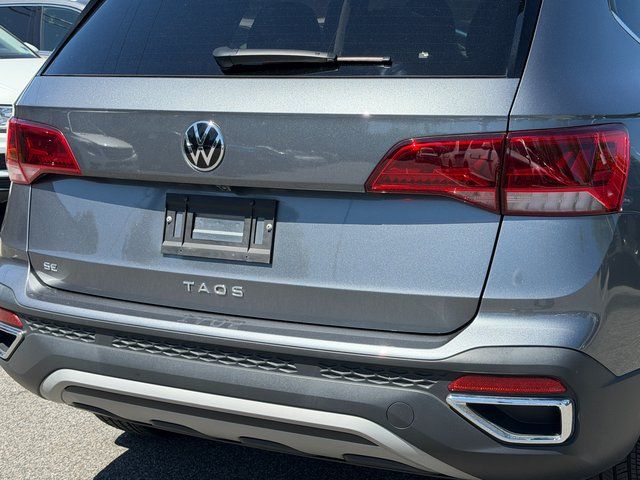 Used 2024 Gray Volkswagen 1.5T SE image 14