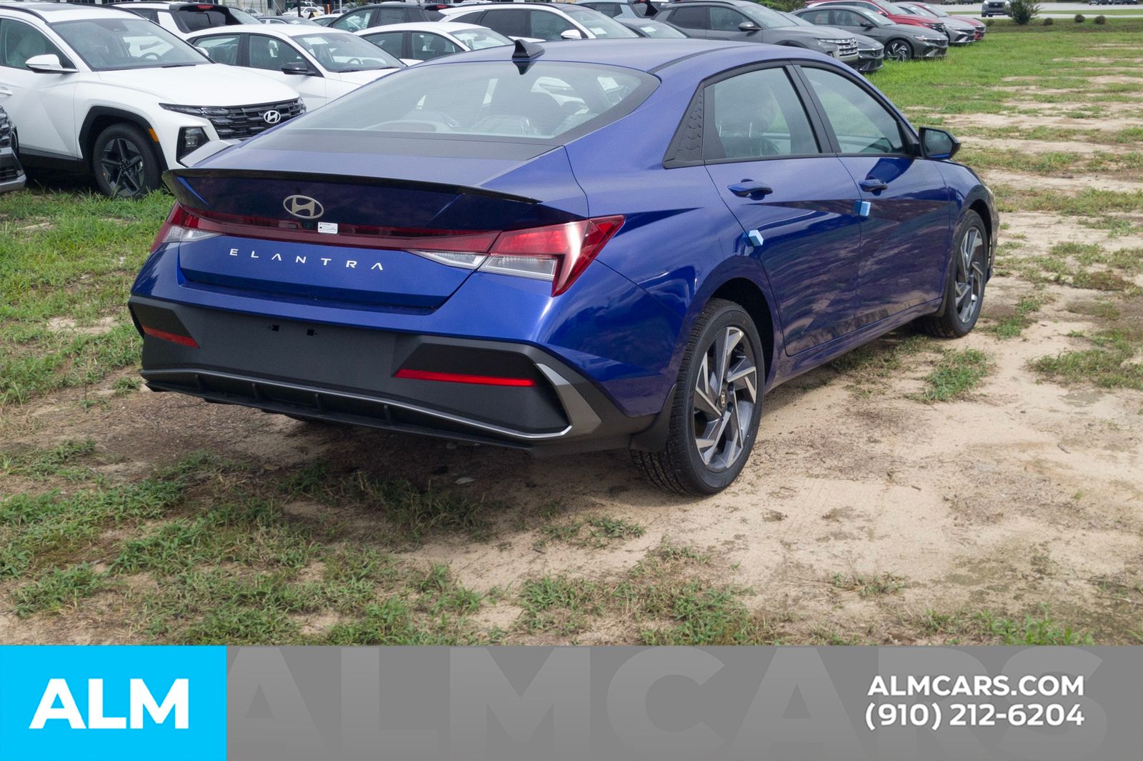 Used 2025 Intense Blue Hyundai SEL Sport image 5