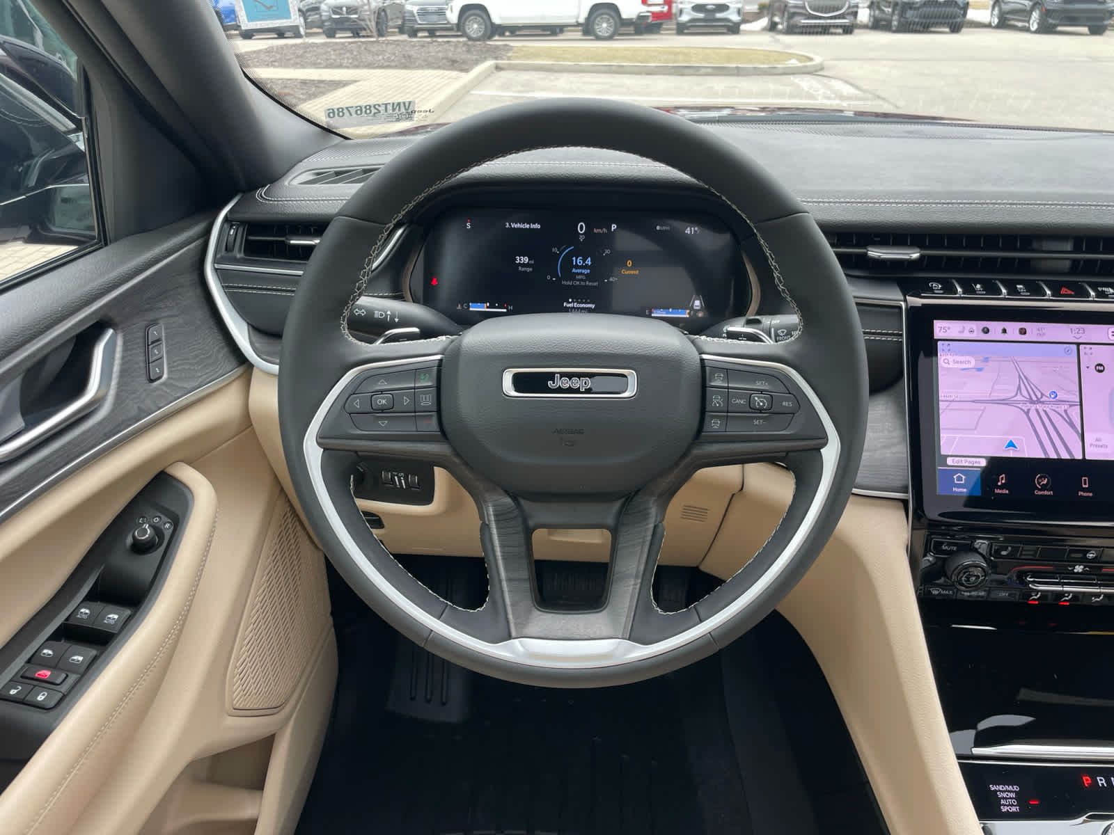 used 2025 Jeep Grand Cherokee car, priced at $41,250
