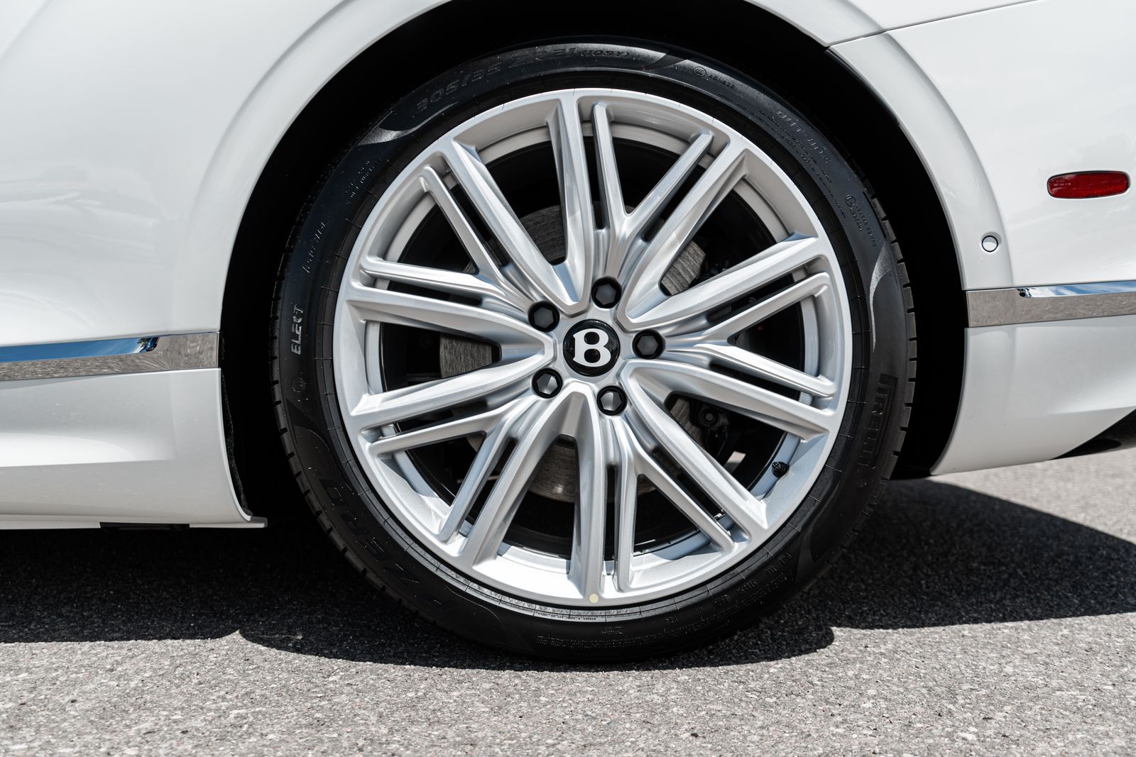 2026 Bentley Continental GT Base - Photo 7