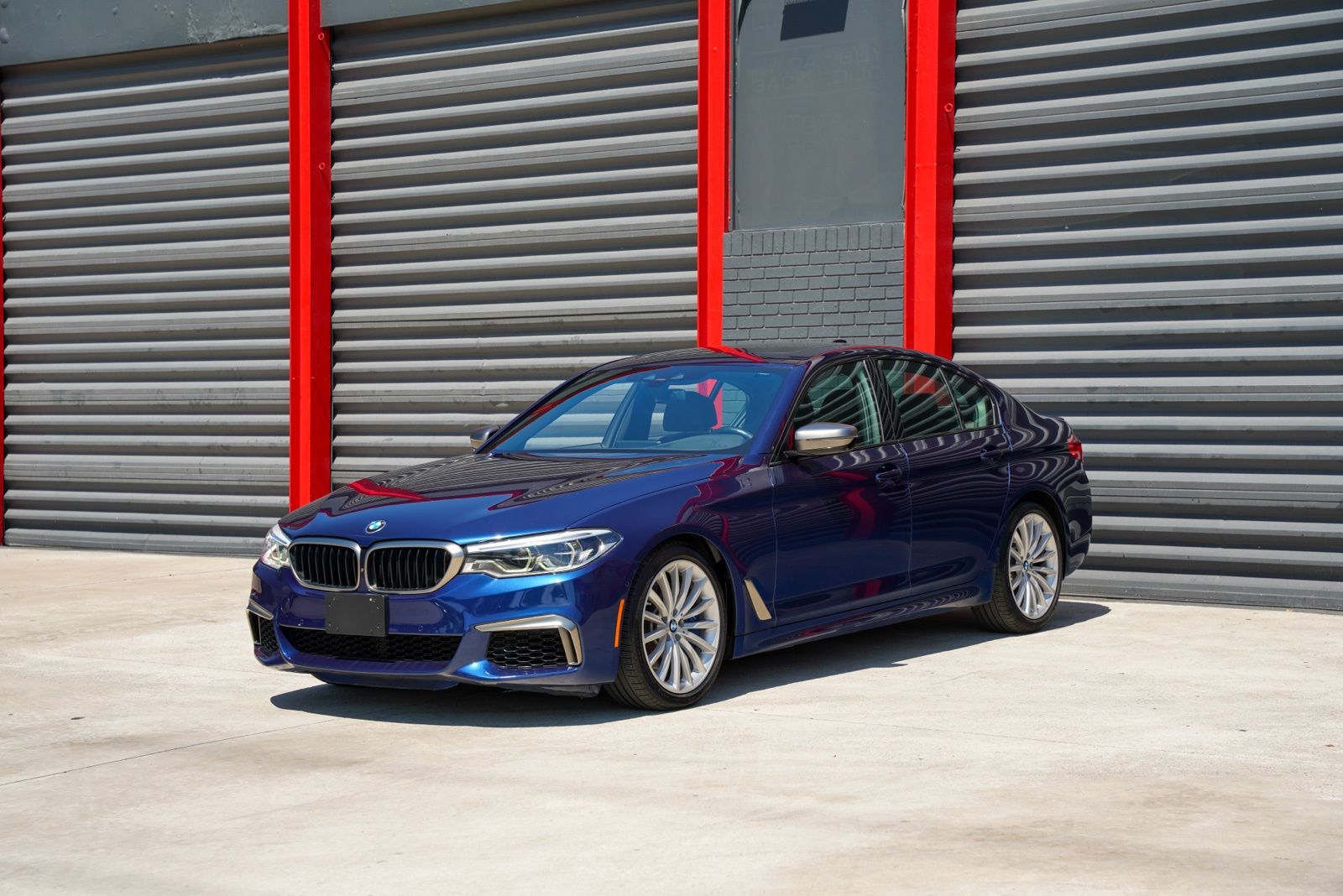 Mediterranean Blue Metallic 2020 BMW 5 Series Sedan All-Wheel Drive 8-Speed Automatic