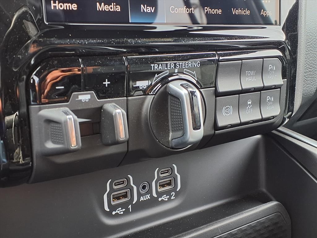 2024 Ram 2500 Big Horn - 9