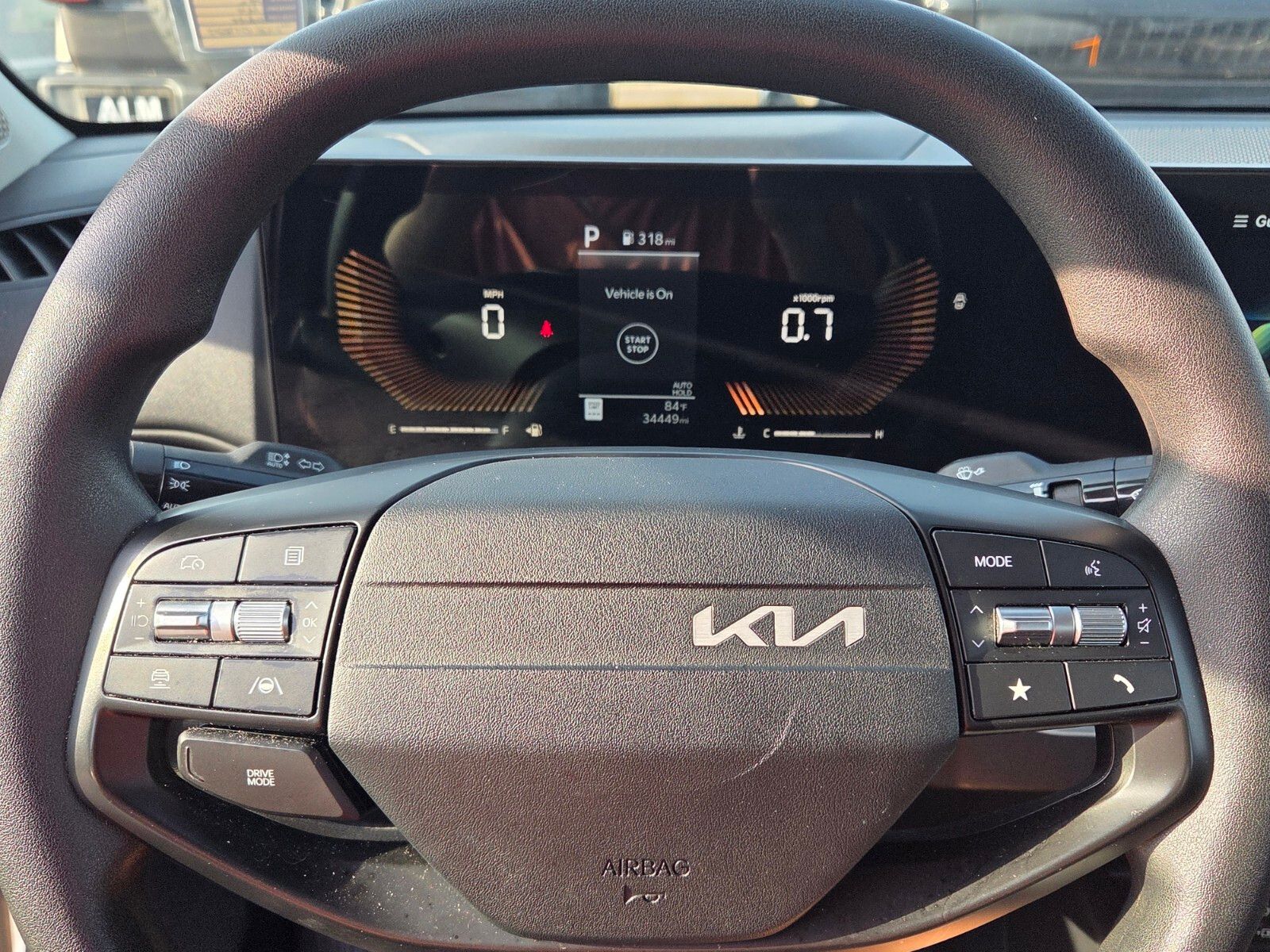 Used 2025 White Kia LXS image 24