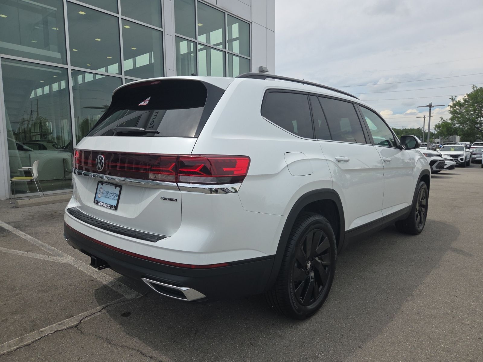 new 2026 Volkswagen Atlas car, priced at $45,905