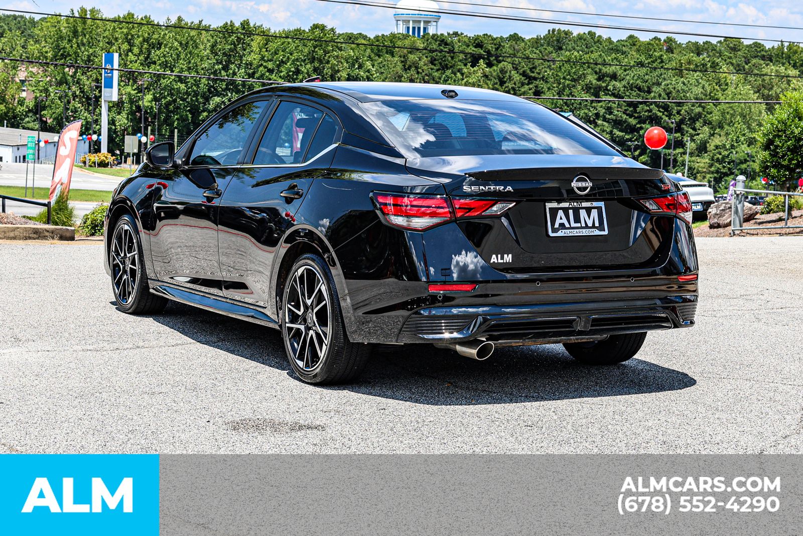 2025 Nissan Sentra SR photo 4