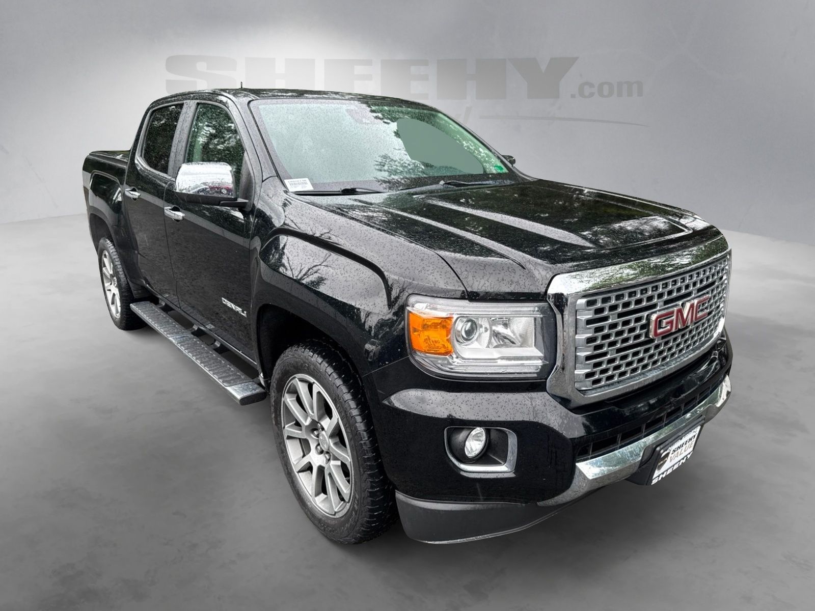 Used 2020 Onyx Black GMC Denali image 2