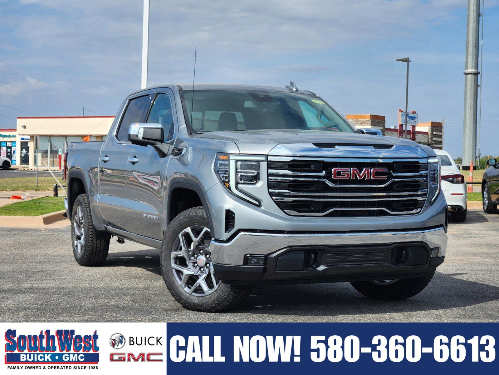 2025 GMC Sierra 1500 SLT 1