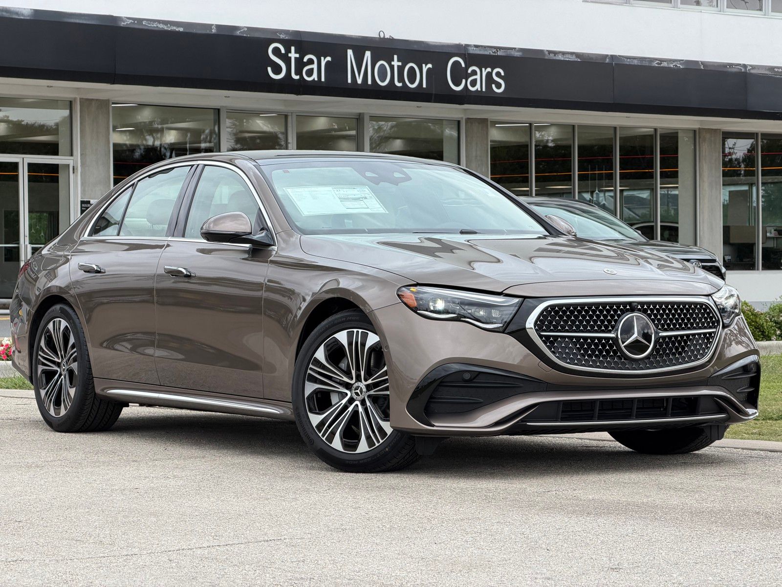 Sonoran Bwn Met 2026 Mercedes-Benz E-Class E 350 4MATIC Sedan All-Wheel Drive 9-Speed Automatic