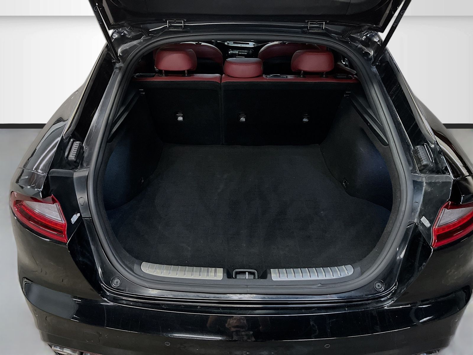 Used 2021 Black Kia GT image 26