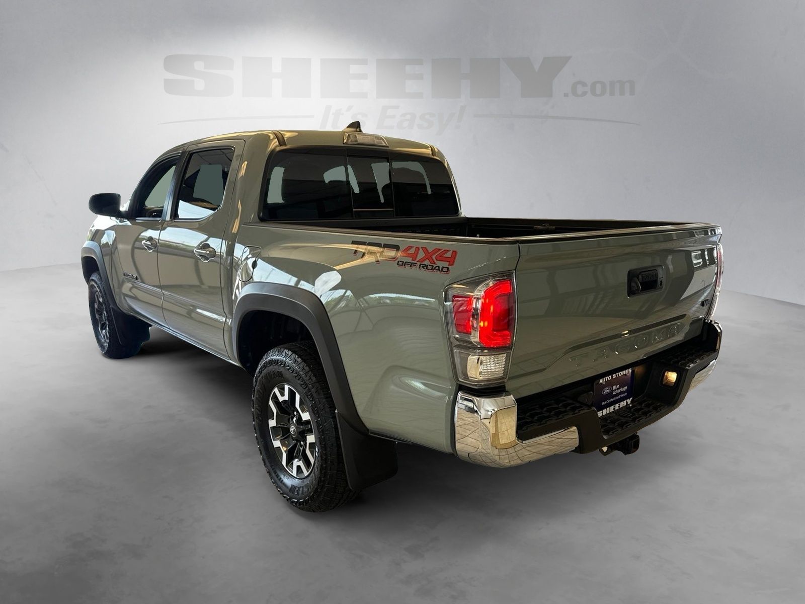 Used 2023 Lunar Rock Toyota TRD Off-Road image 14
