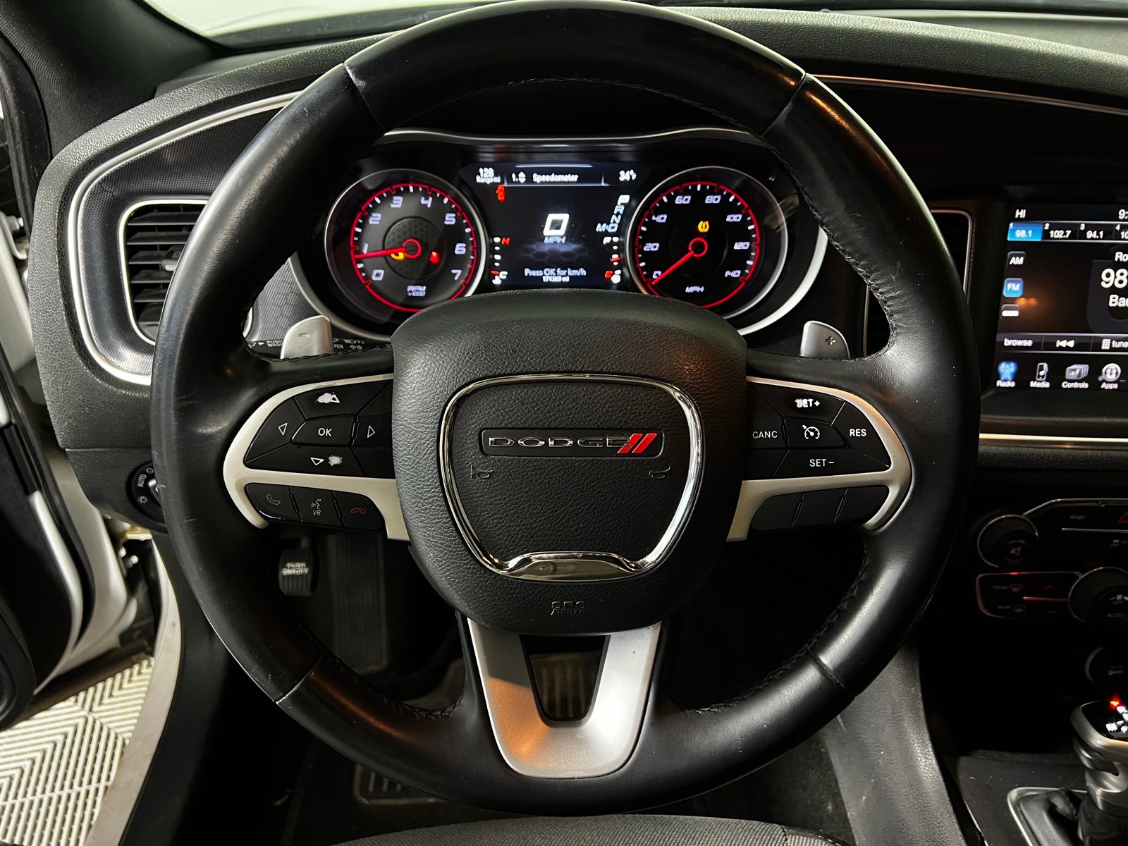 Thumbnail: 2016 Dodge Charger - 9