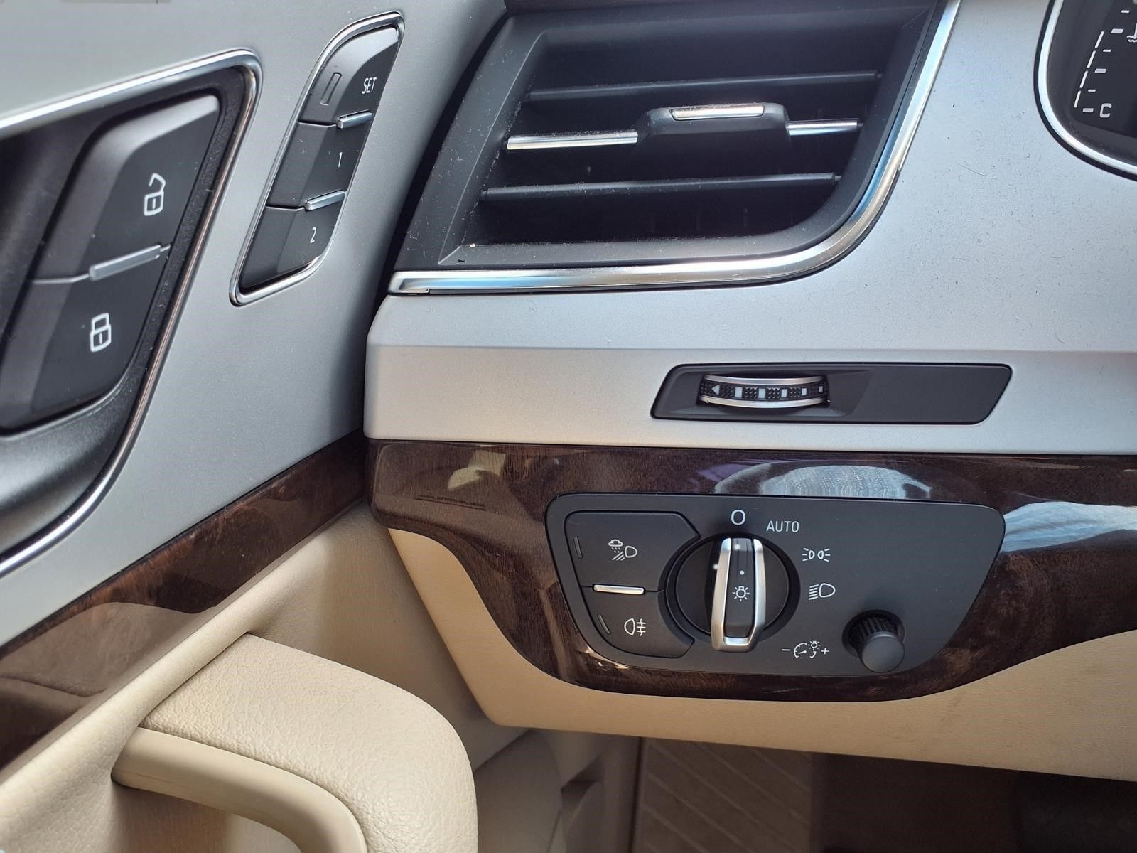 2019 Audi Q7 45 Premium Plus White at Ultimate Motorsports