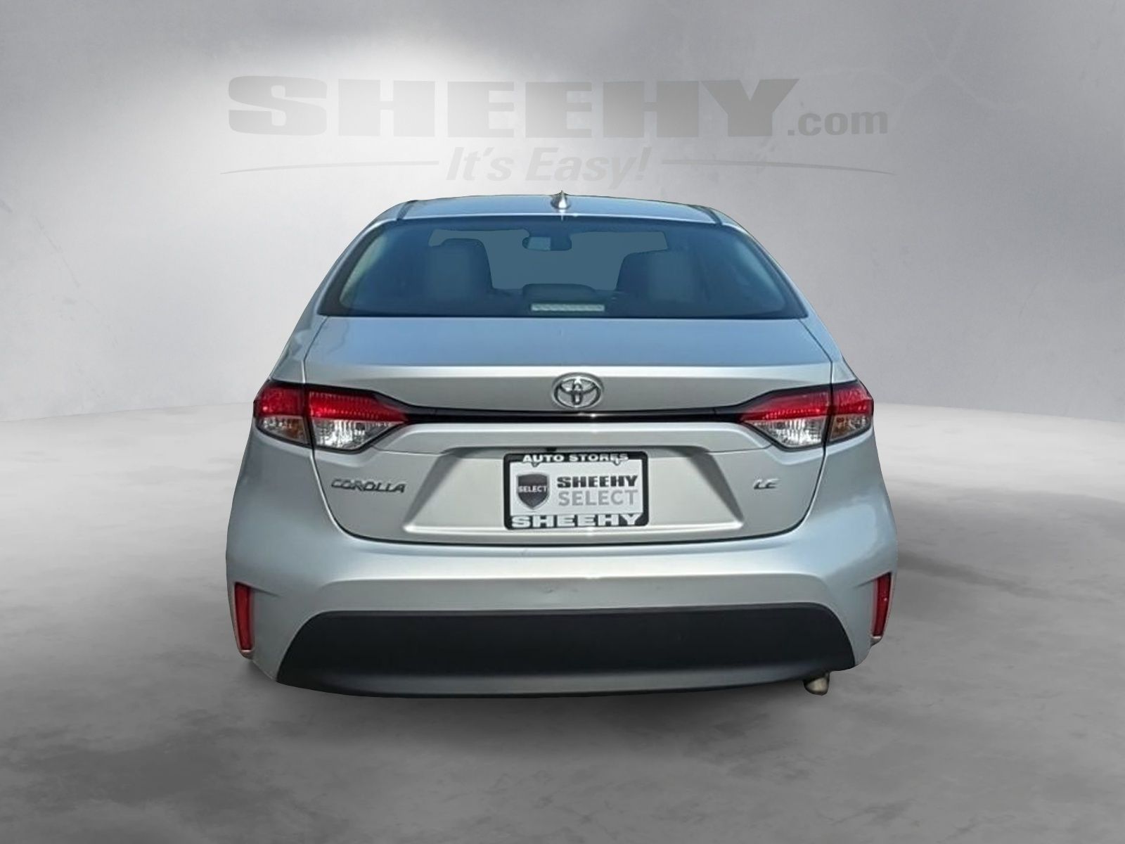 Used 2023 Silver Toyota LE image 13