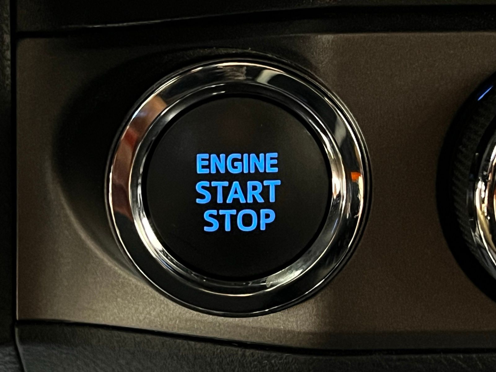 Thumbnail: 2023 Toyota Tacoma - 20