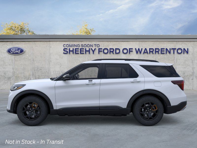 New 2026 Space White Metallic Ford Tremor image 5