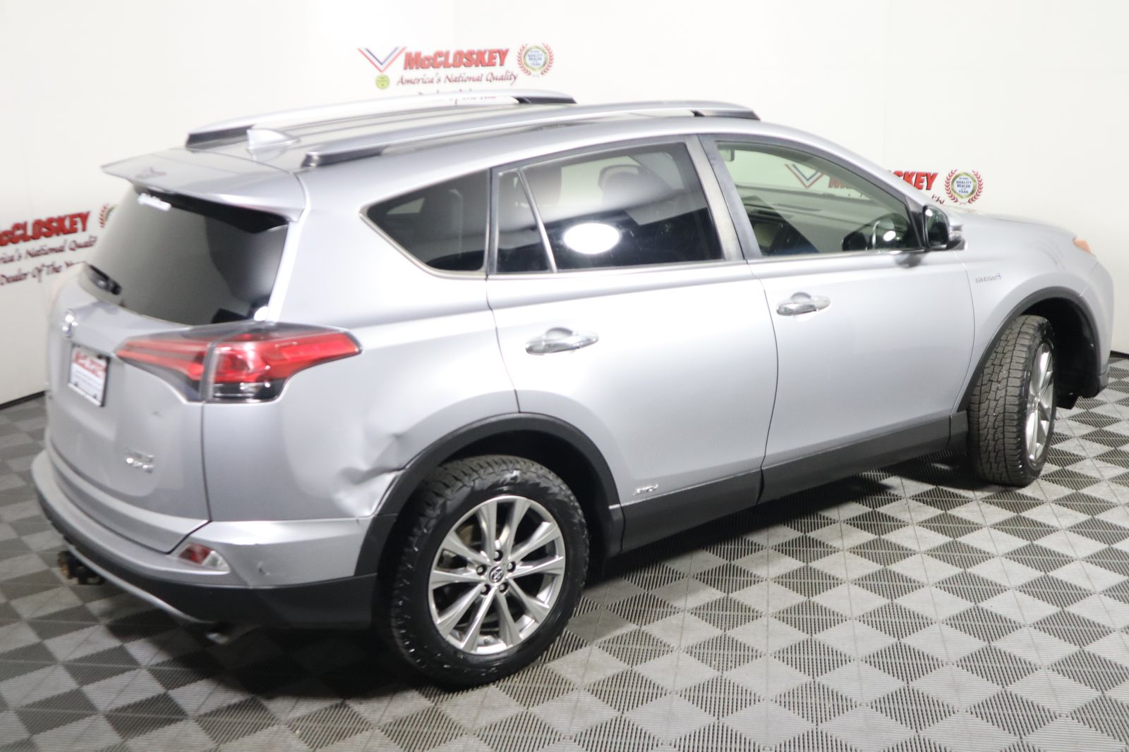 2017 Toyota RAV4 Hybrid Limited photo