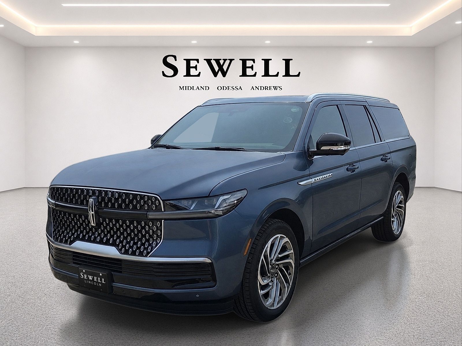 2027 Lincoln Navigator L
